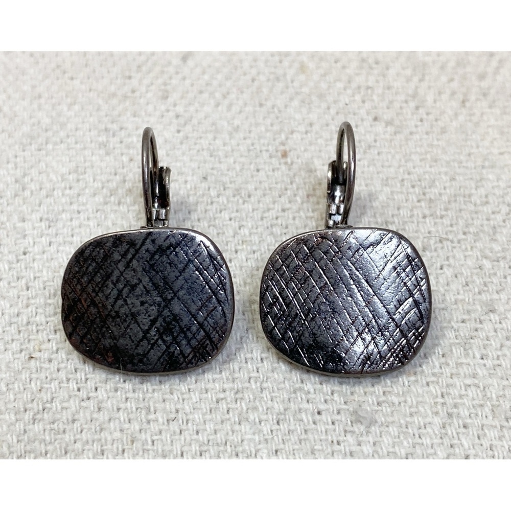 Gunmetal tone lever back earrings with subtle crosshatch pattern